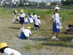 下地小学校
